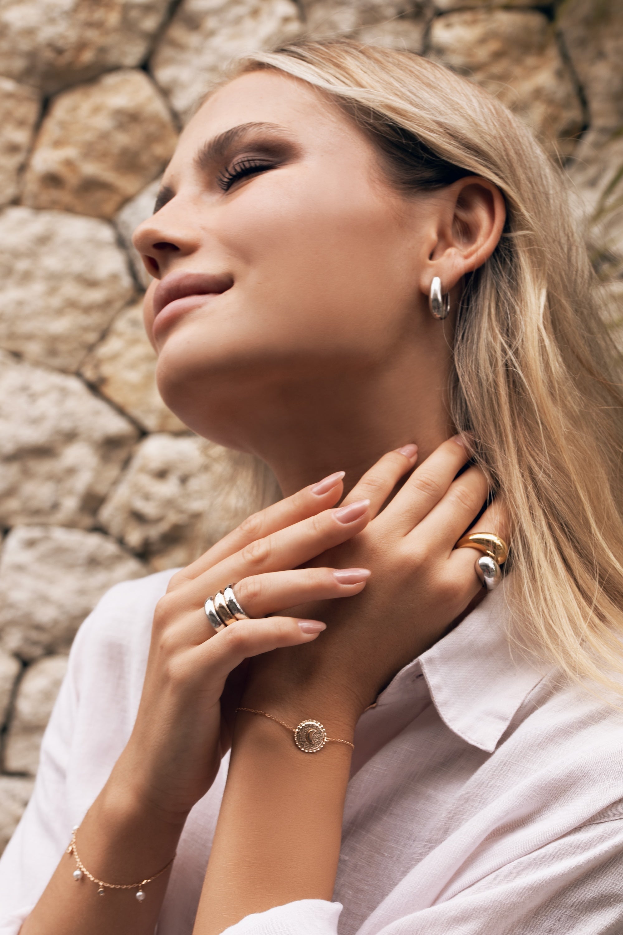 Bague en argent Ayna épaisse - Bijou porté 