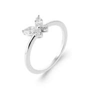 Bague argent et zircons LARA - Bijou photographié sur fond blanc