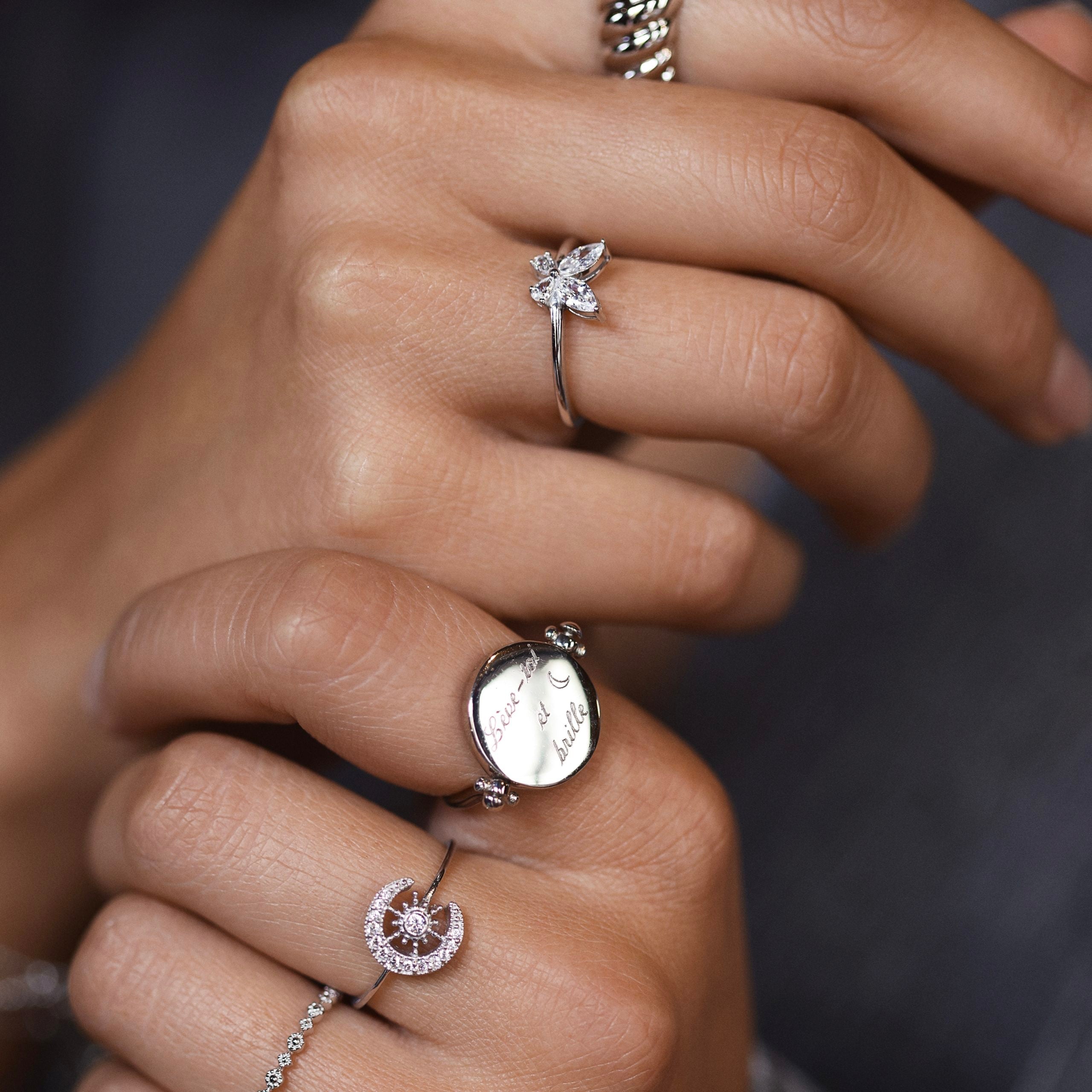 Bague lara argent et zircons - Bijou porté