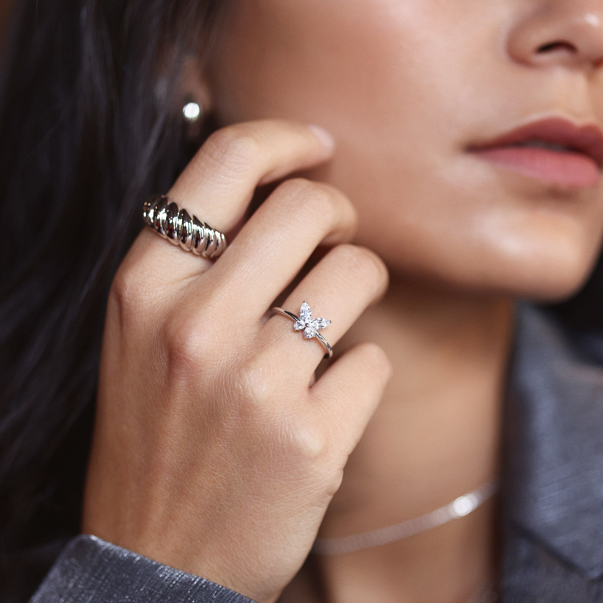 Bague en argent Fanny épaisse et torsadée -Bijou porté focus 