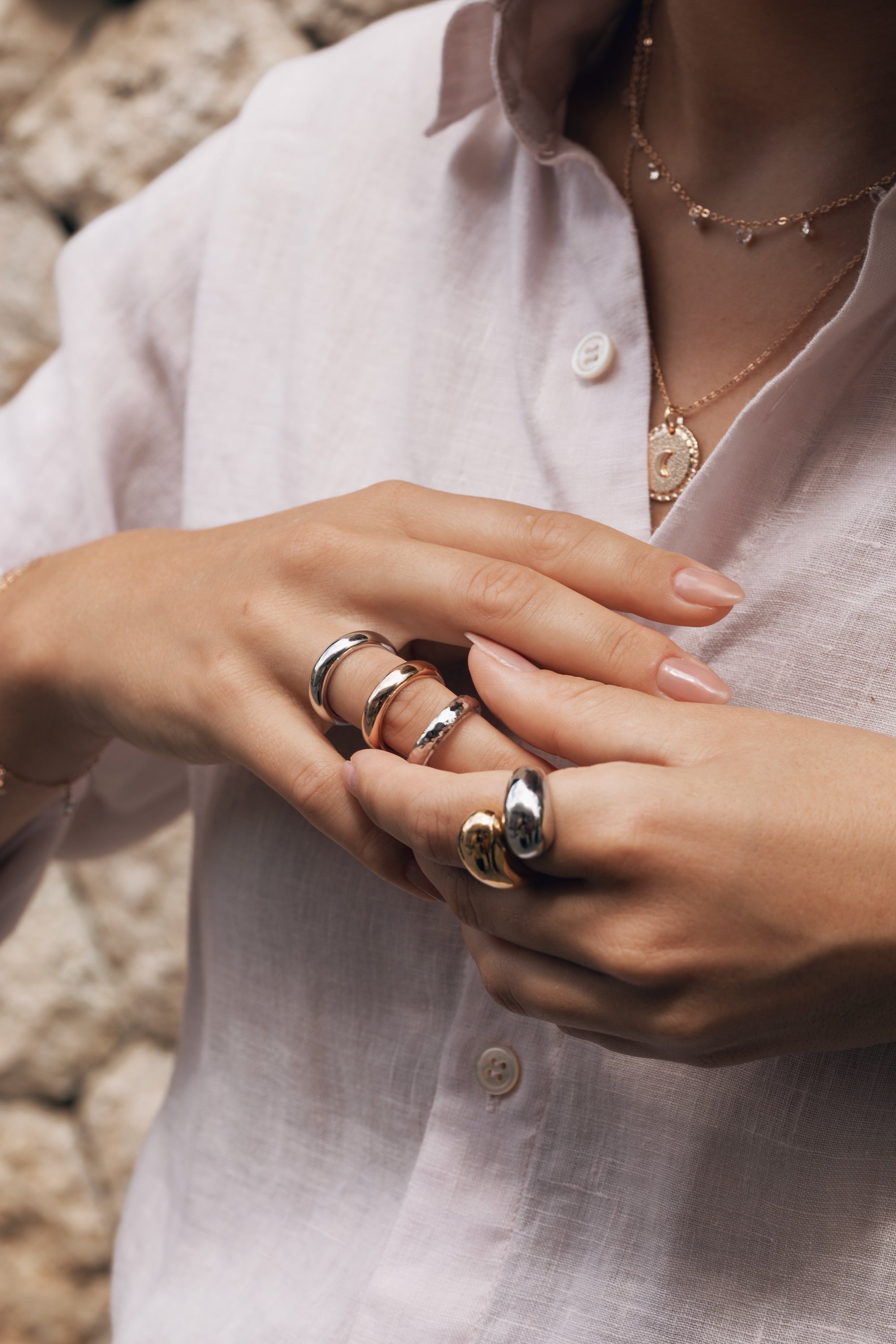 Bague en argent Ayna épaisse - Bijou porté focus 