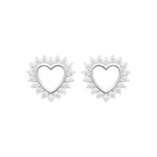 Boucles en argent Amata en forme de coeur sertie de zircons - Bijou photographié sur fond blanc 