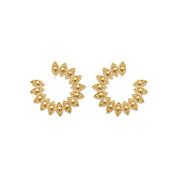 Boucles d'oreilles dorees Najoua - Bijou photographié sur fond blanc