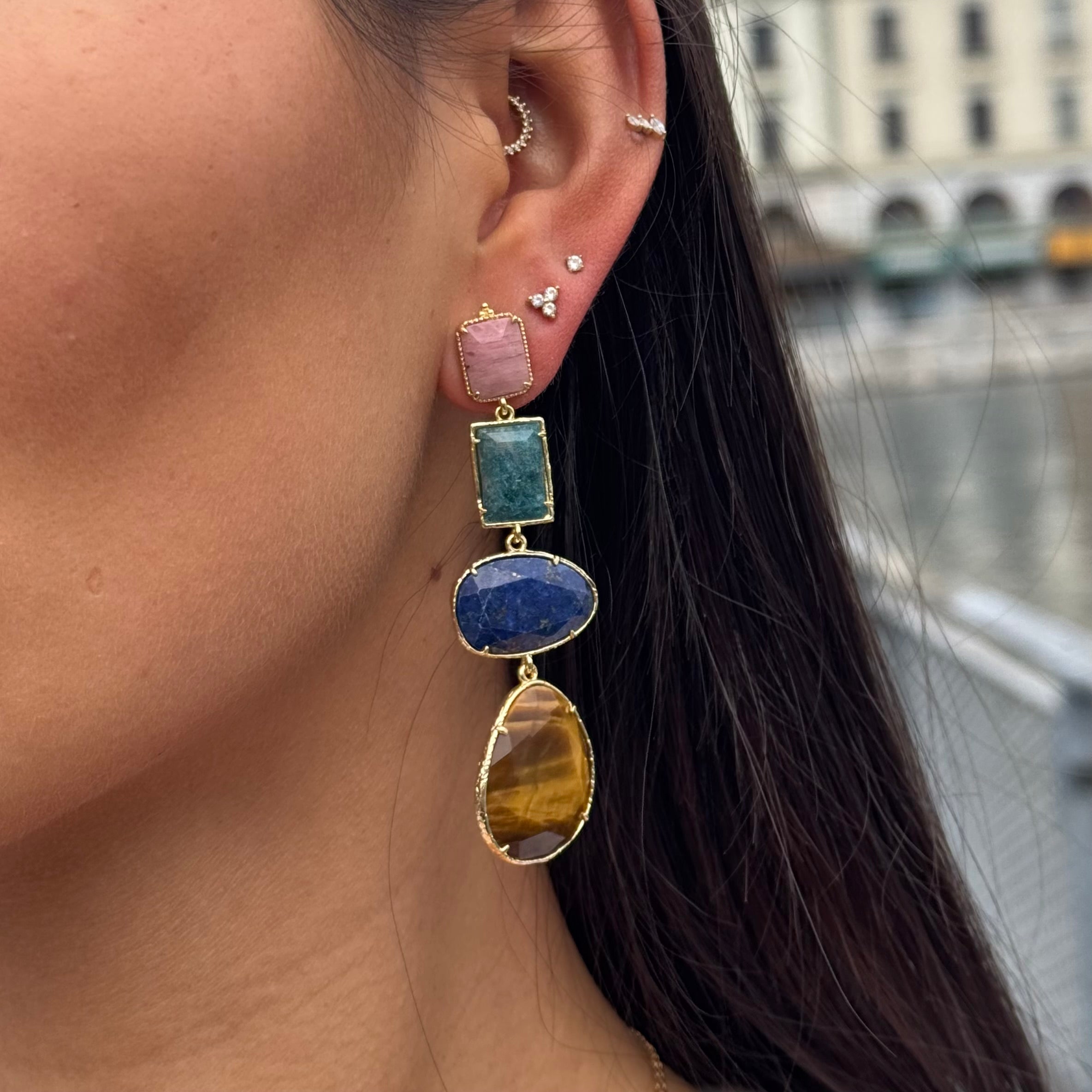 Boucles dorées MAURANE - Bijou porté