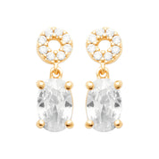 Boucles d'oreilles puces dorées Killiane en laiton doré 3 microns avec zircons - Collection Cérémonie - Bijou photographié sur fond blanc