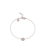 Bracelet argenté Saona chaîne fine orné d'un coquillage spiralé - Bijou sur fond blanc