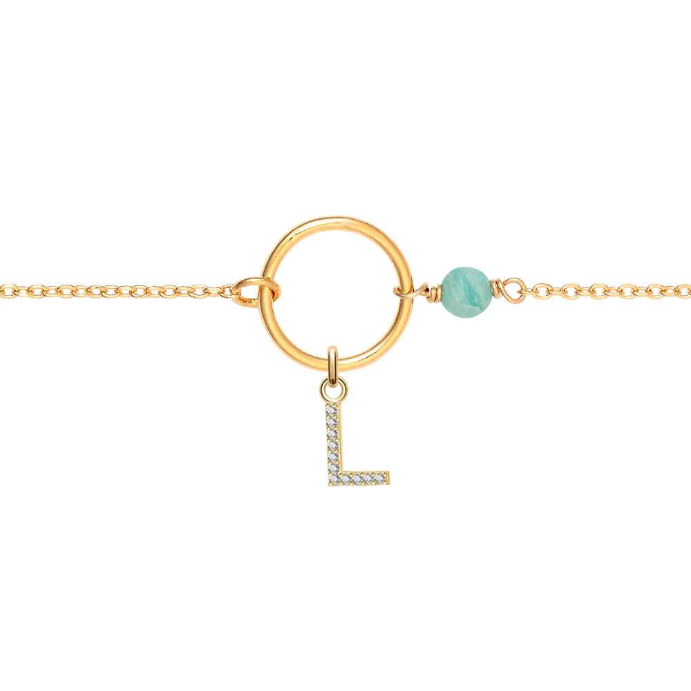 Bracelet personnalisable doré pierre amazonite pour initiales et charms Laila - Bijou photographié sur fond blanc