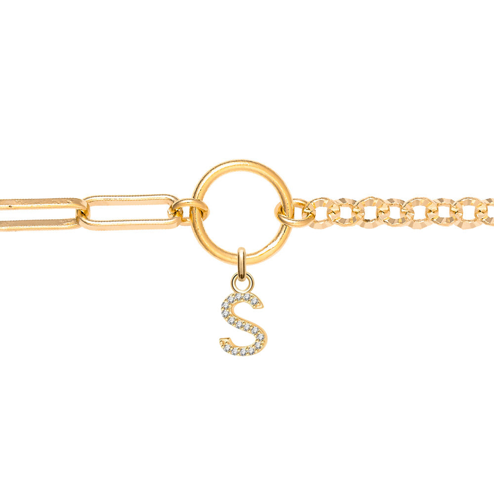 Bracelet personnalisable doré charms Selena - Bijou photographié sur fond blanc