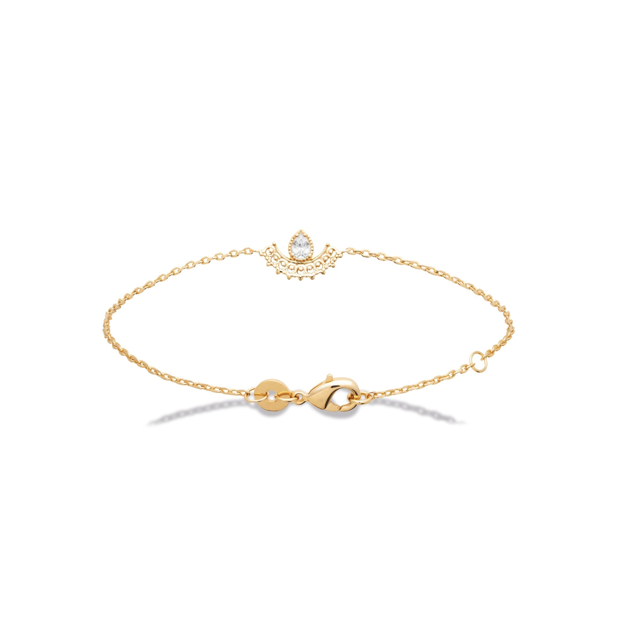 Bracelet doré zircon avec ornement - Bijou photographié sur fond blanc