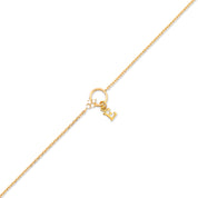 Bracelet personnalisable doré et zircons charms initiales Janny - Bijou photographié sur fond blanc