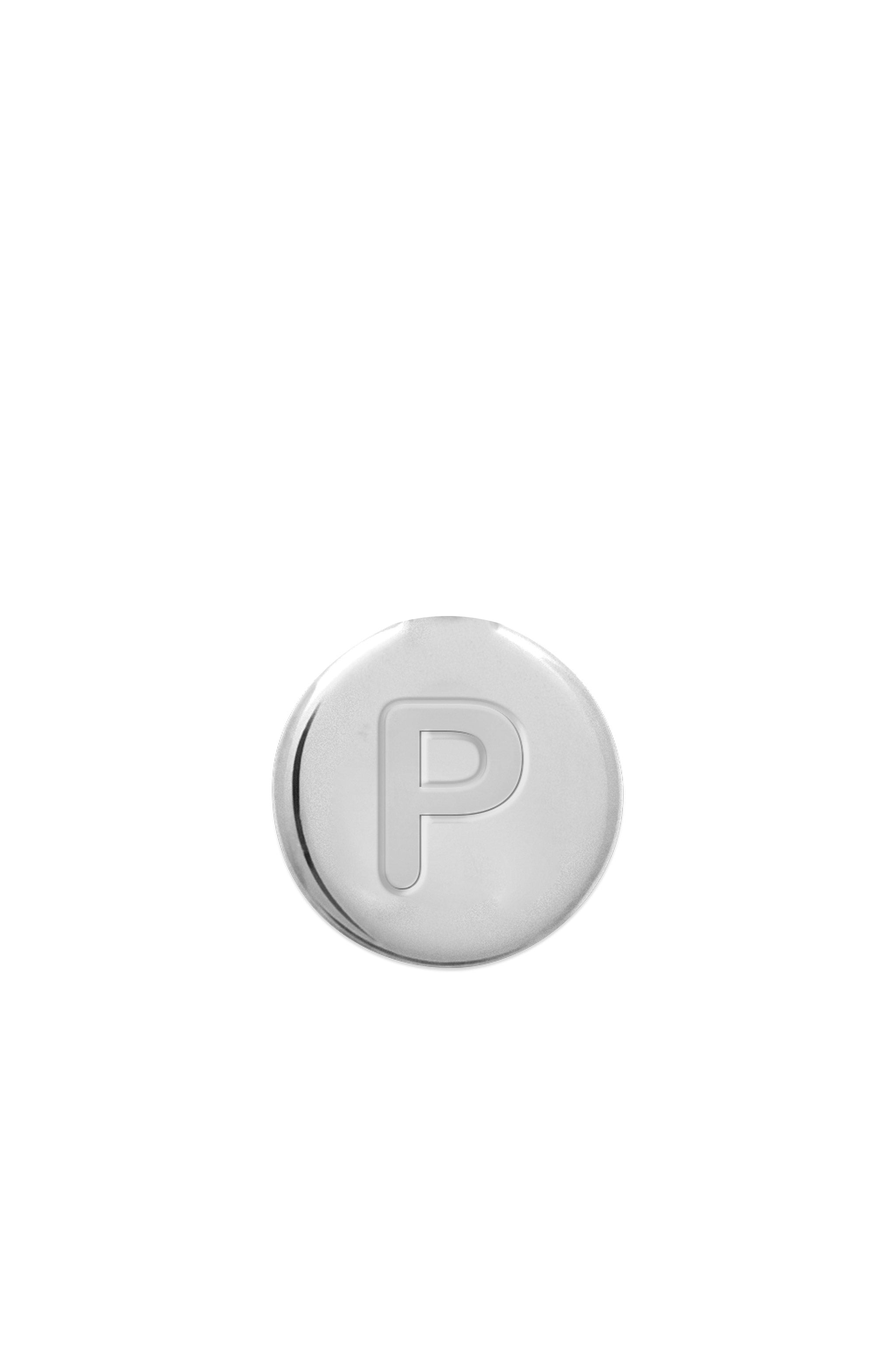 Charm argent mini perle lettre P - Bijou photographié sur fond blanc