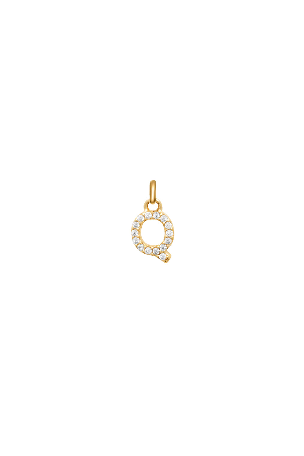 Charm doré zircons lettre Q - Bijou photographié sur fond blanc