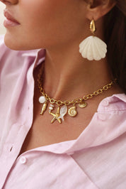 Collier doré Ainoa - Bijou porté