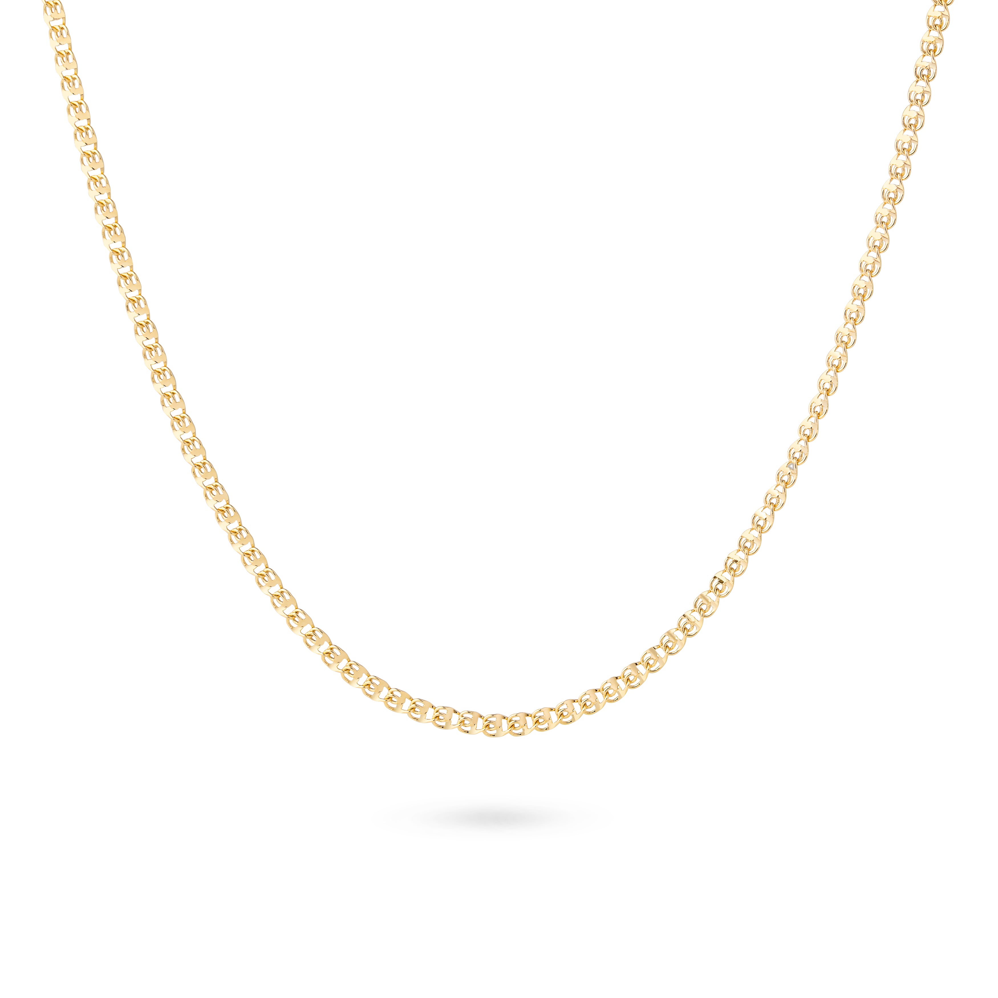 Collier doré Delilah en maille fine - Bijou photographié sur fond blanc