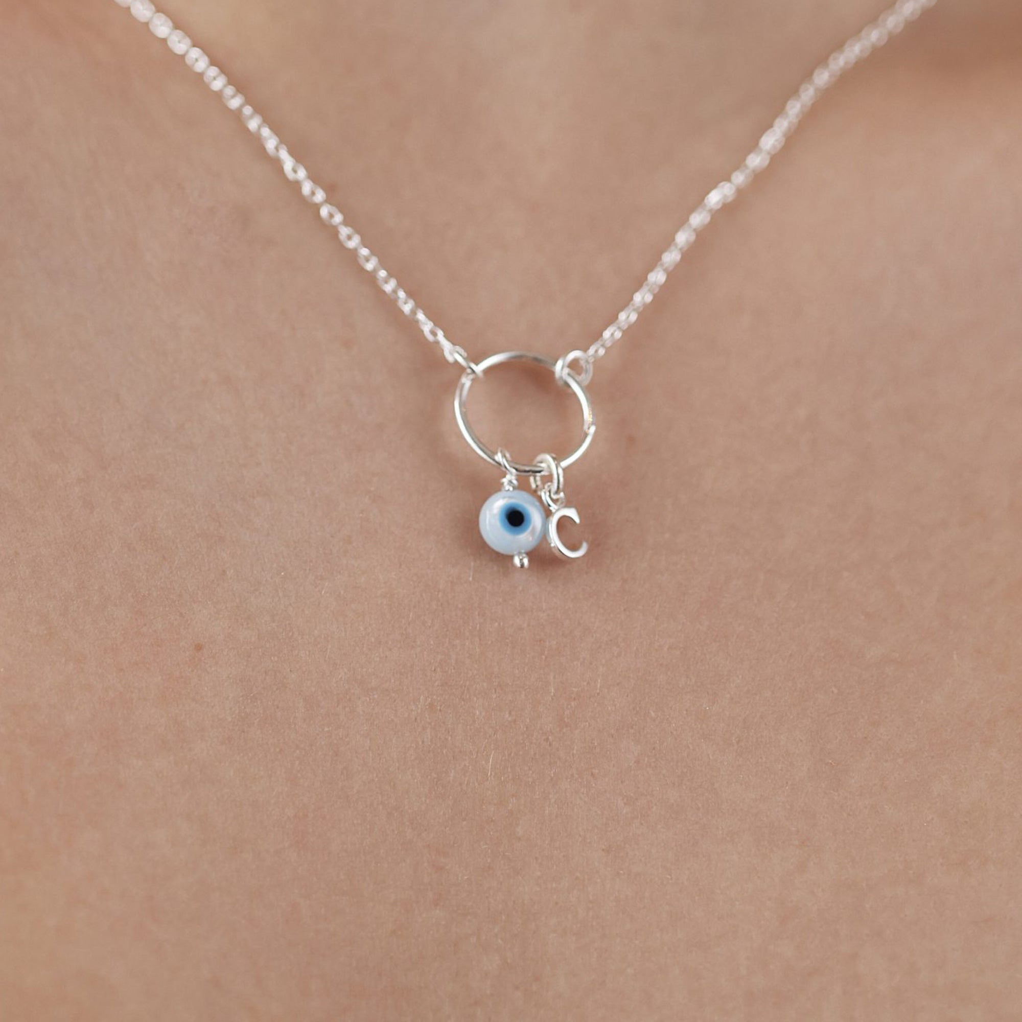 LILOU PROTECT - Collier personnalisable argent avec un œil nacre - Bijou porté