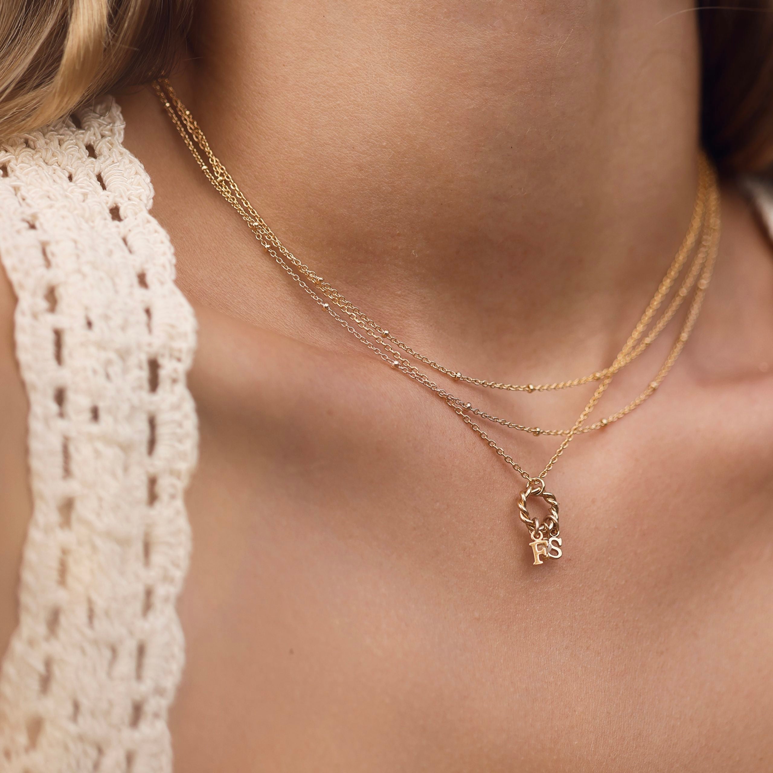 Collier doré double Tiana focus - Bijou porté