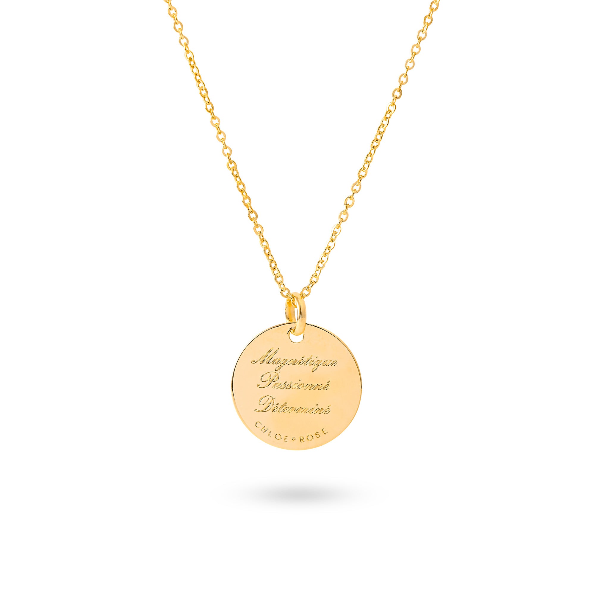 Collier doré signe astrologique Scorpion - Bijou photographié sur fond blanc