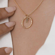 ADÈLE - Collier personnalisable doré alphabet et charms
