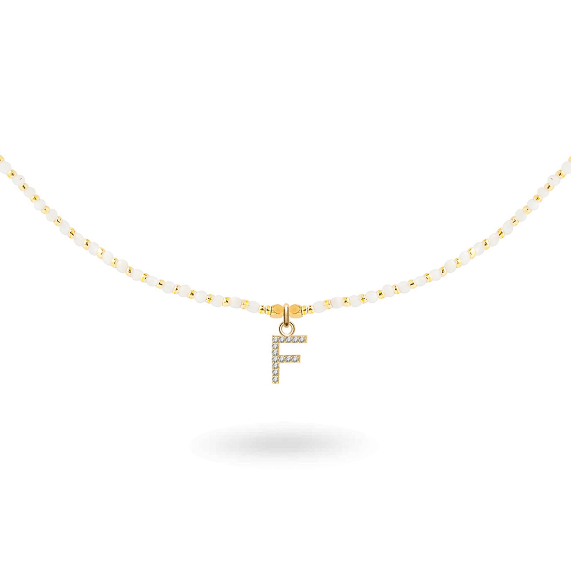Collier_dore_personnalisable_charms_lettres_Nelia-agate-blanche.jpg
