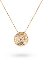 FLAVIE - Collier personnalisable doré pour gravure - Bijou photographié sur fond blanc