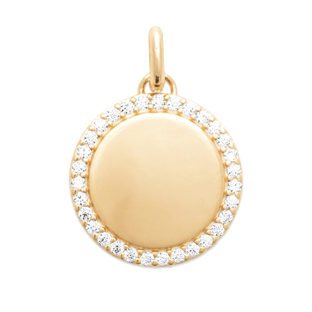 Médaille à graver dorée pour collier personnalisable Laïa - Bijou sur fond blanc