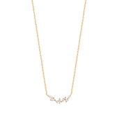 Collier doré et zircons Mounia - Bijou photographié sur fond blanc 