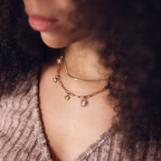 Collier double doré TEYSSA étoile coeur soleil - Bijou porté