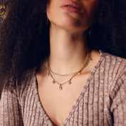 Collier double doré TEYSSA pampilles - Bijou porté