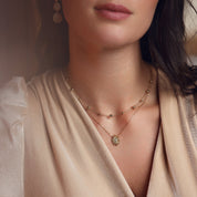 Collier doré SIAM - bijou porté