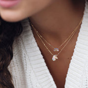 Collier doré enfant ARC-EN-CIEL - Bijou porté