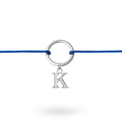 Bracelet cordon personnalisable argent initiales et charms Delya bleu - Bijou sur fond blanc