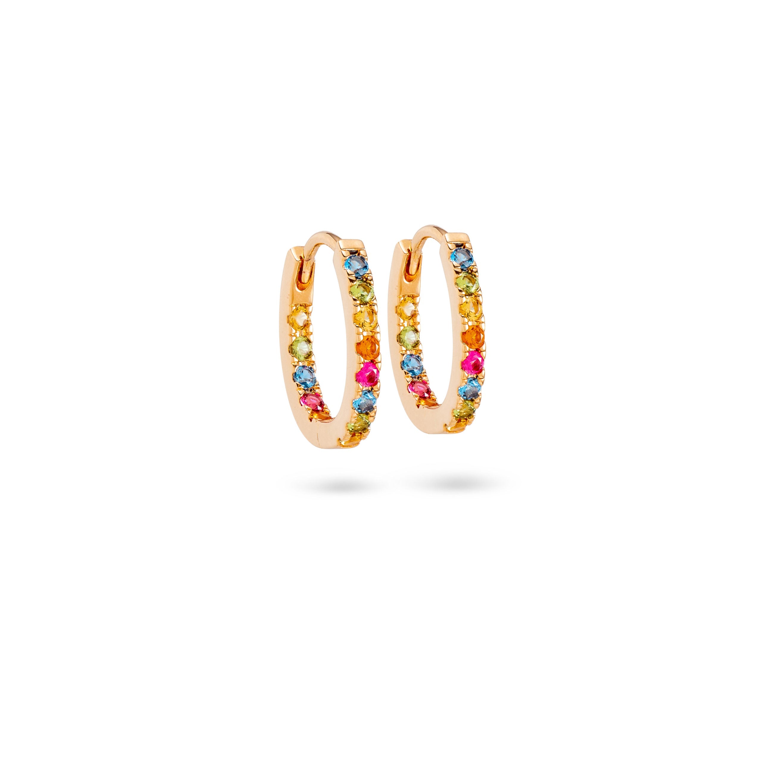 Créoles Rainbow dorées serties de zircons colorés - Bijou photographié sur fond blanc 