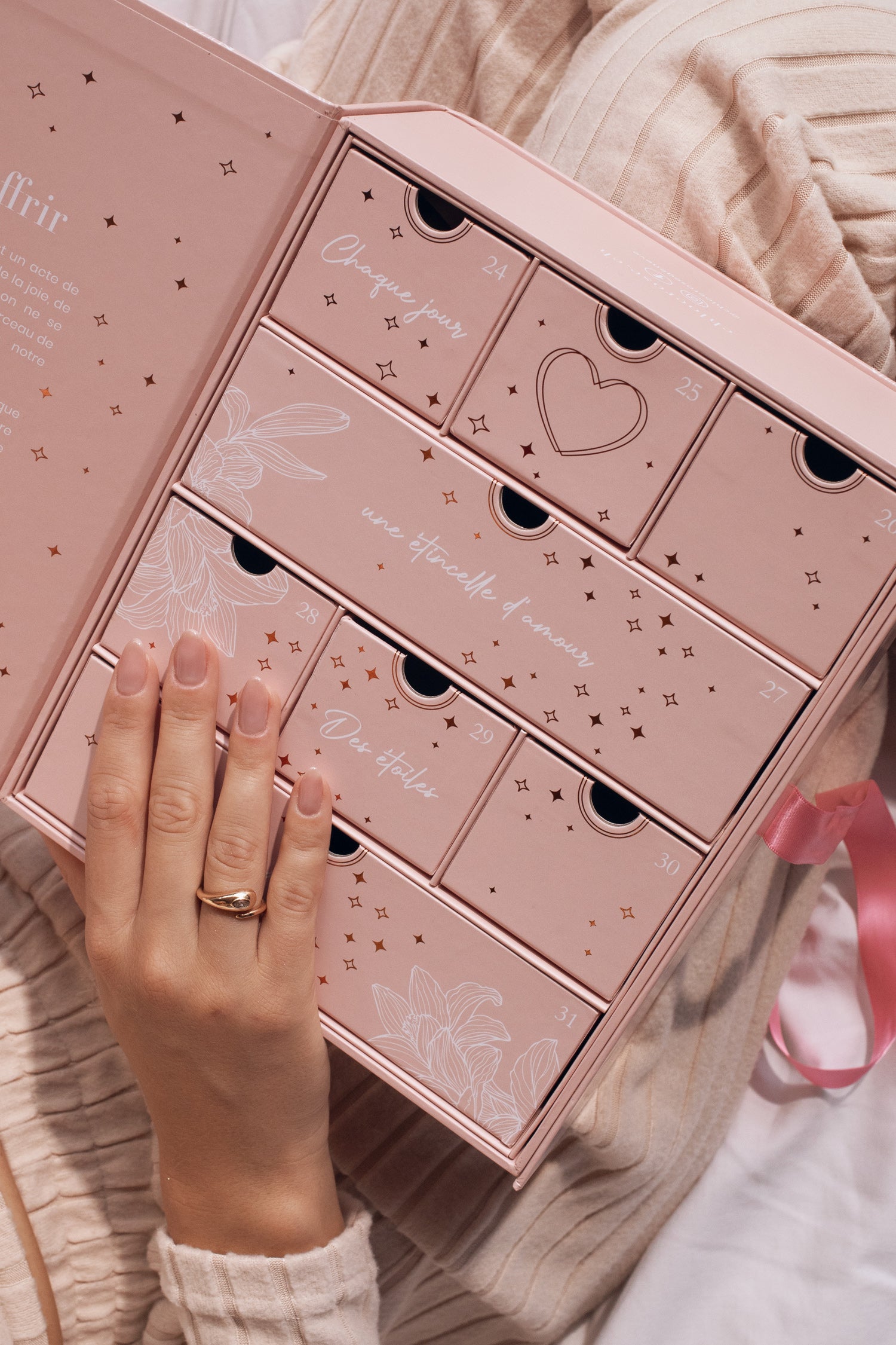 Le Fabuleux calendrier de l'Après - Bijoux Chloé Rose 2025