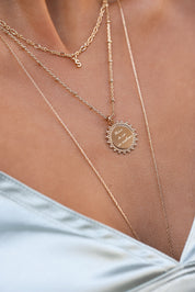 Médaille soleil dorée Ness L pour gravure - Bijou porté