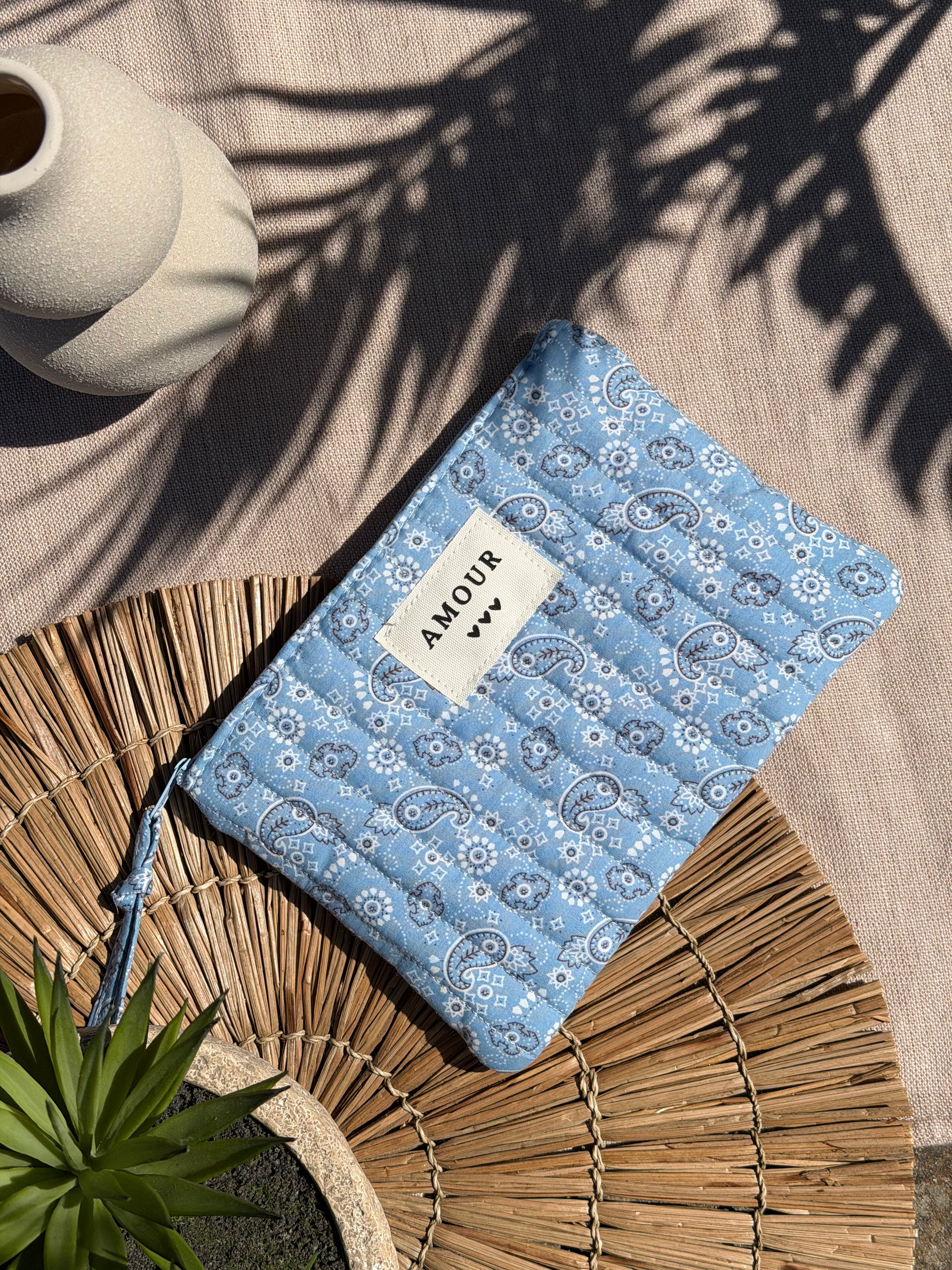 Pochette à zip motif bandana bleu clair  - Accessoire
