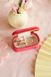 Bague chevalière dorée Laura pour gravure ronde avec contour strié - Bijou porté