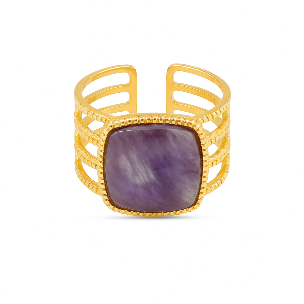 Bague dorée Aurore améthyste pierre naturelle - Bijou photographié sur fond blanc