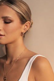 Bague d'oreille dorée Laura à l'unité effet multiple - Bijou porté