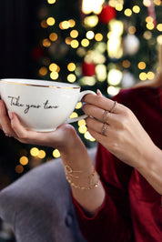 Bague dorée Délia - Bijou porté