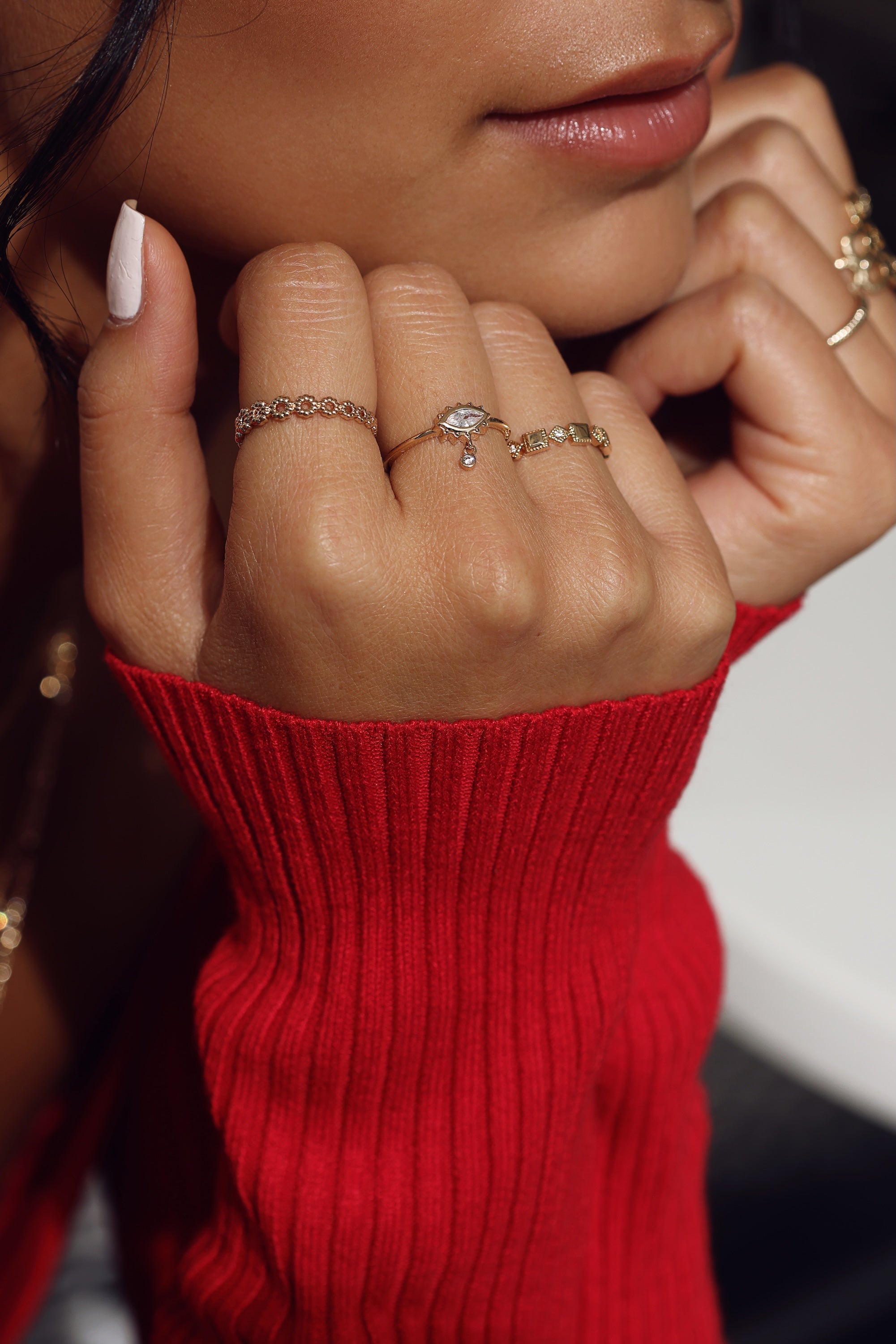 Bague dorée ronds perlés ajourés Cecilia - Bijou porté