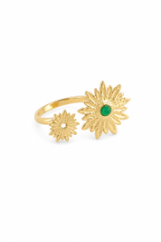 Bague dorée Gina agate verte double fleur avec pierre agate verte - Bijou sur fond blanc