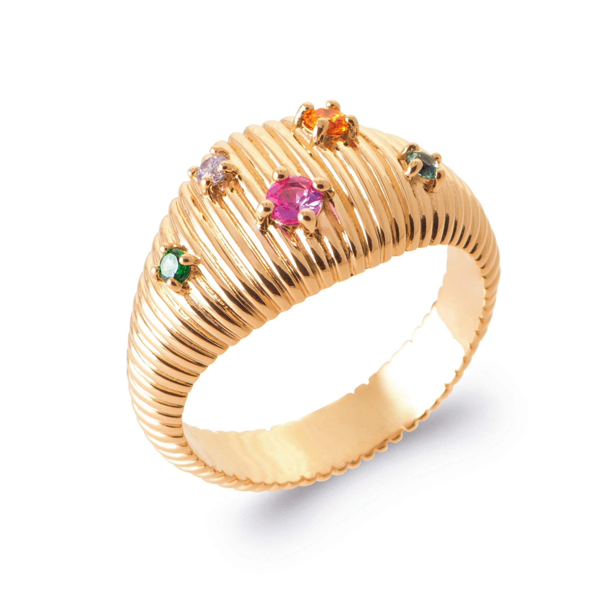 Bague dorée Janina striée ornée de zircons colorés - Bijou photographié sur fond blanc