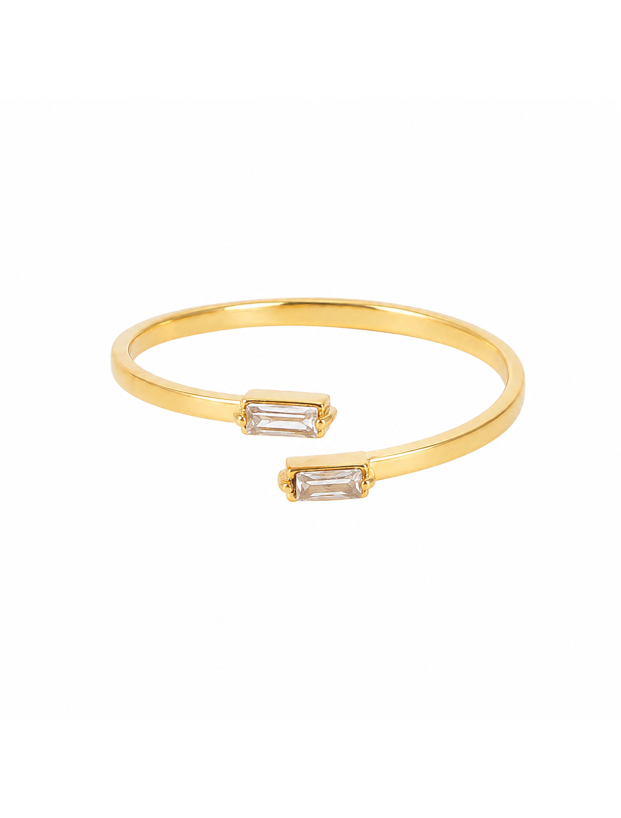 Bague dorée Loelia blanc ajustable ornée de deux zircons rectangulaires - Bijou sur fond blanc