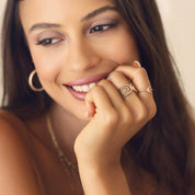 Bague dorée lune zircons Luna - Bijou porté
