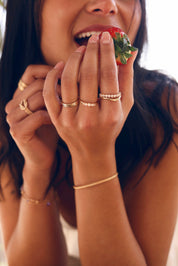 Bague dorée Marina - Bijou porté