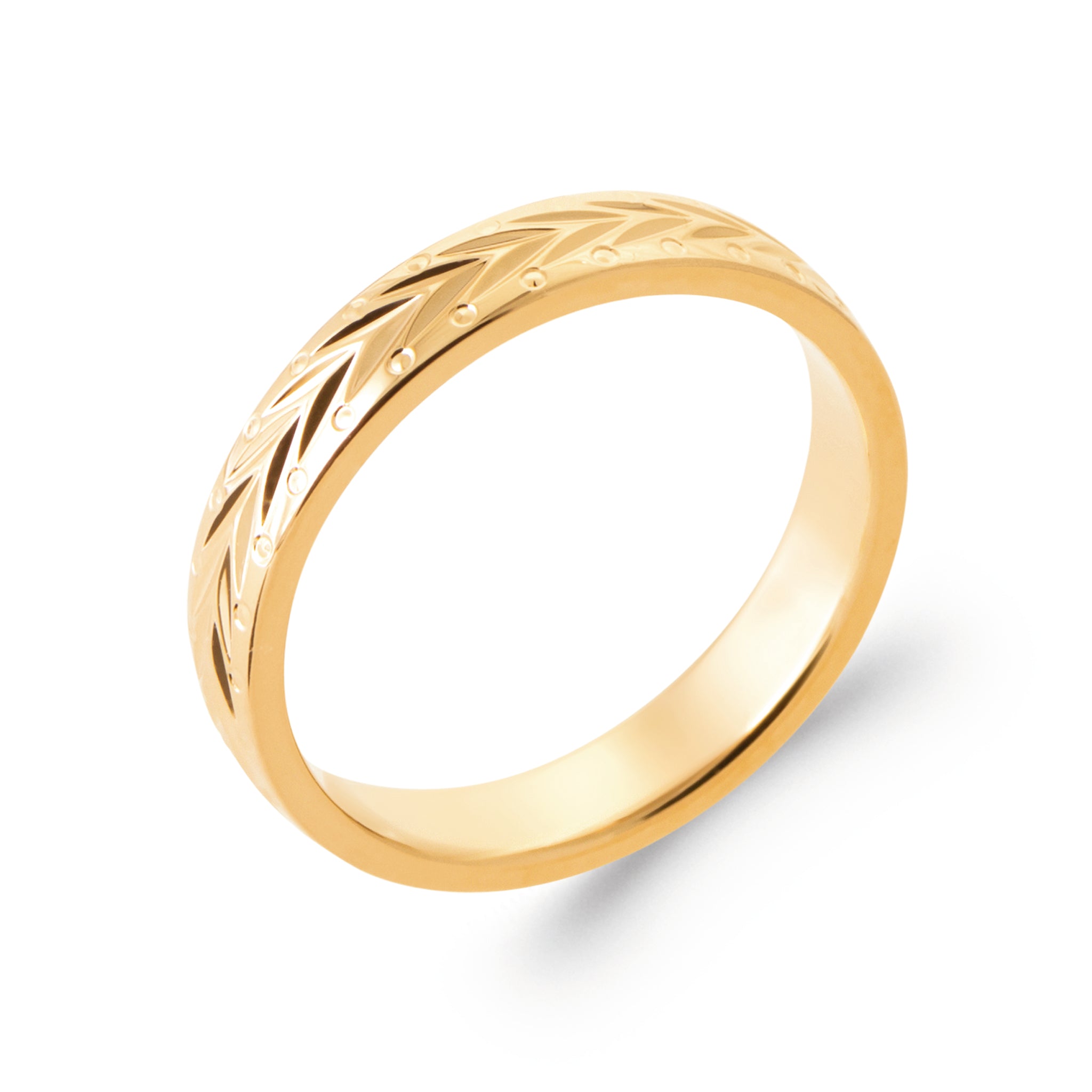 Bague dorée Marina - Bijou photographié sur fond blanc
