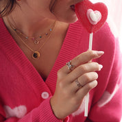 bague dorée EMMIE Chloé Rose Genève - Bijou porté