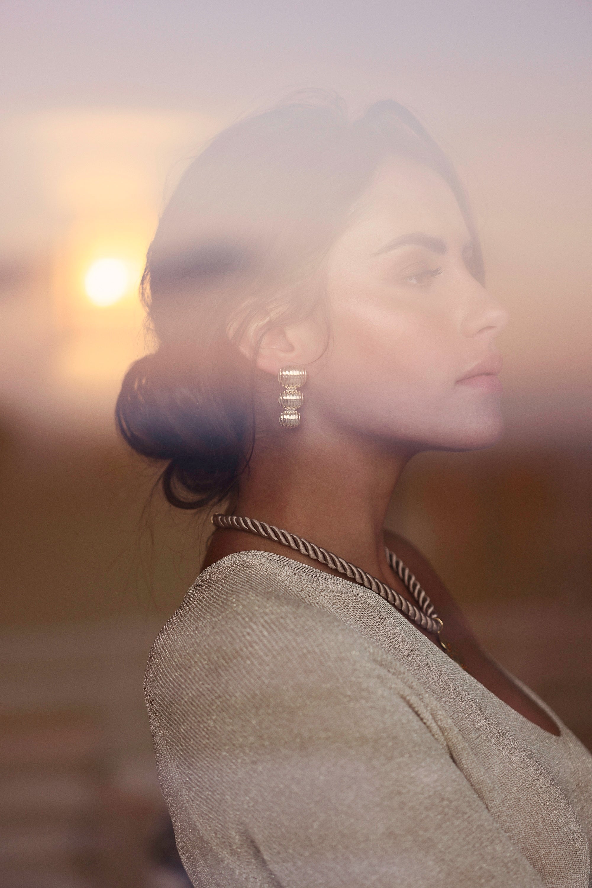 Boucles d'oreilles dorées Annalisa - Bijou porté