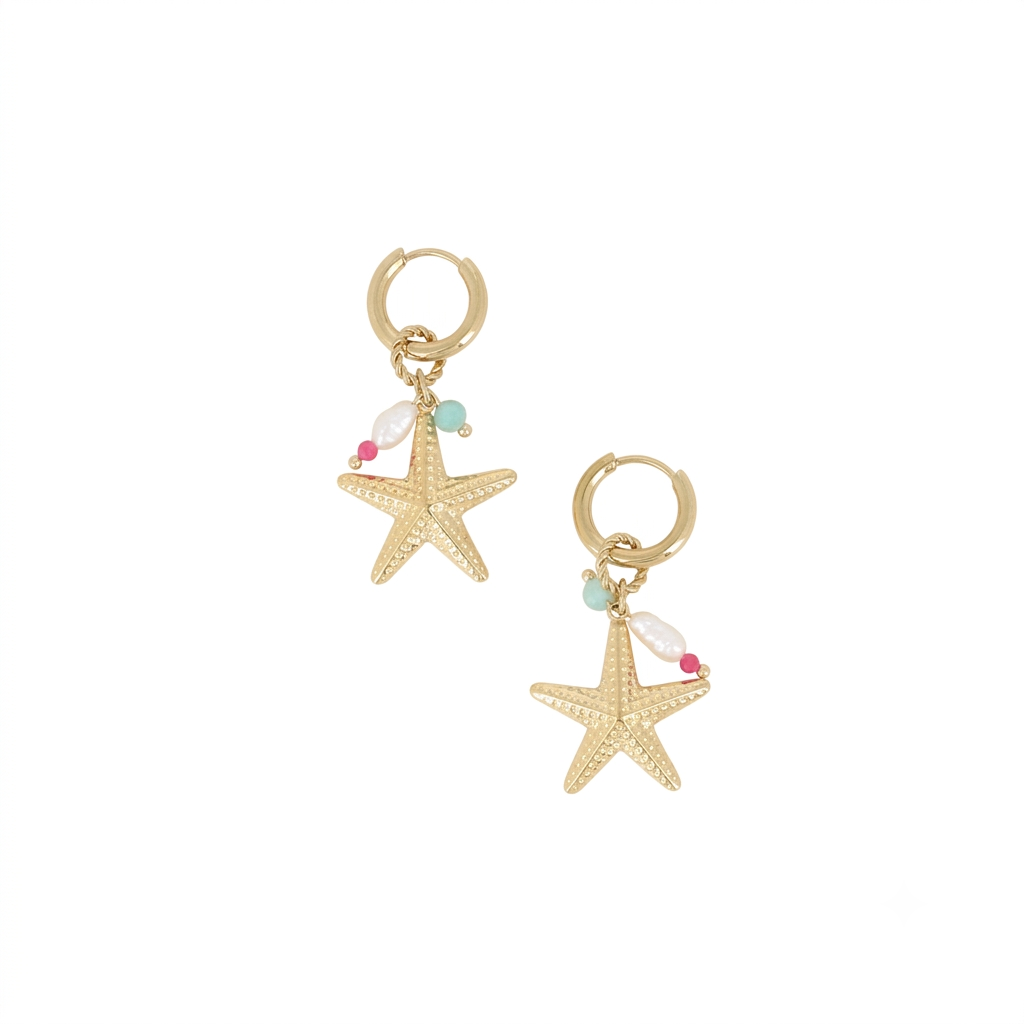 Boucles d'oreilles mini créoles dorées Elisio avec pendentif étoile de mer et pierres natuelles - Bijou sur fond blanc