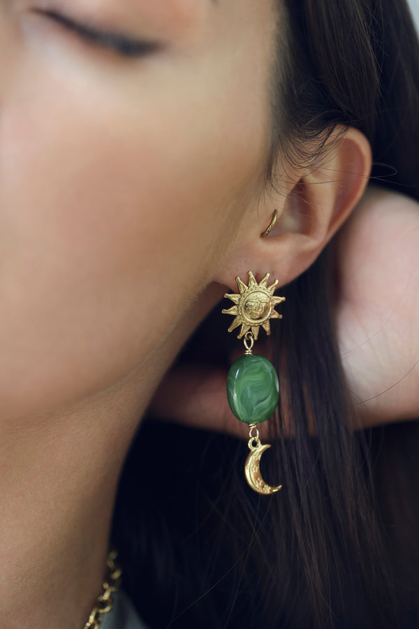 Boucles pendantes dorées Cyrielle vert